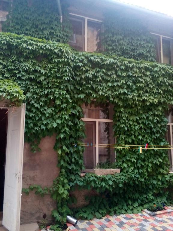 אודסה Apartment On Zhukovskogo מראה חיצוני תמונה