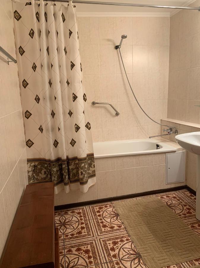 אודסה Apartment On Zhukovskogo מראה חיצוני תמונה